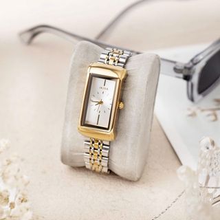 Đồng hồ nữ dây inox Oliya 182 mặt chữ nhật chính hãng đeo tay thời trang