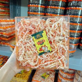 Mực sợi hấp nước dừa hộp vuông 188*40 (500G)