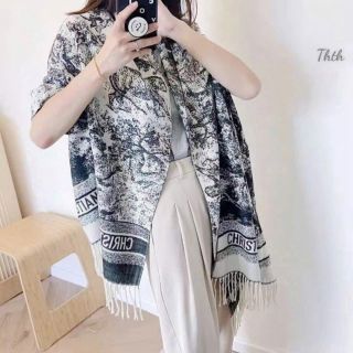 Khăn dạ họa tiết