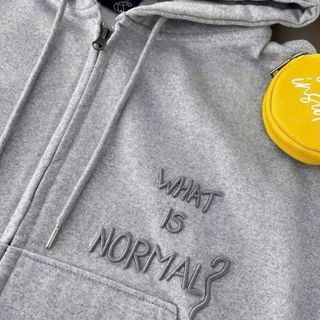 Áo khoác hoodie zip form boxy thêu What Is Normal ? giá sỉ - giá bán buôn