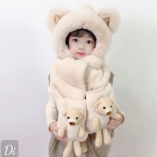Mũ kèm tay gấu