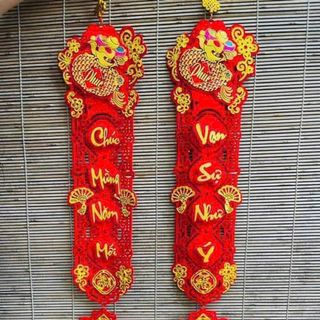 Các mẫu câu đối treo trang trí Tết