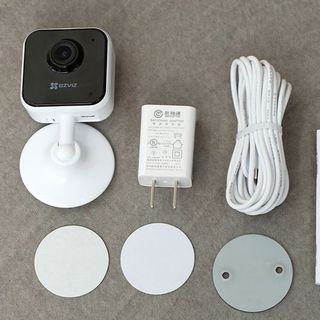 Camera Wifi EZVIZ H1c 1080P (Type-C, nhận thẻ 512GB, đế nam châm, đàm thoại, góc 108 độ, thùng 36 cái)