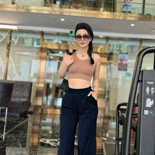 Quần jogger nữ
Chất liệu: si giãn
Size: MLXLXXL