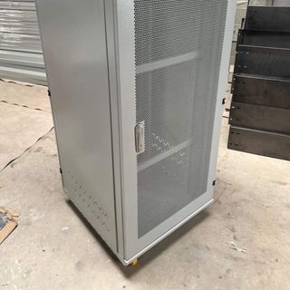 Tủ rack 27U - D800 bánh xe