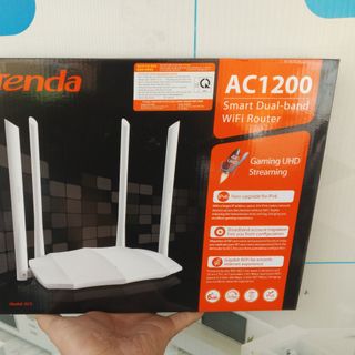Router – Thiết Bị Thu phát sóng Wifi chuẩn AC1200 TENDA AC5 – V3 trắng