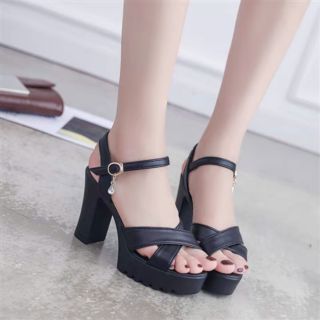 SANDAL CG QUAI CHÉO 8CM