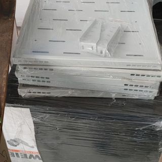 Khay dành cho Tủ Rack 9U-D500 (Màu Xám)