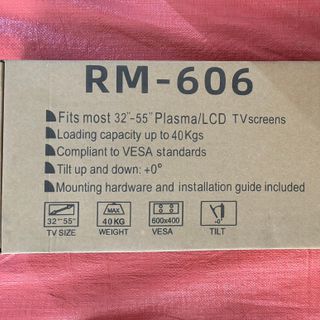 Giá đỡ / Khung treo tivi đa năng E606 (32" - 55" --- còn gọi là RM-606 )
