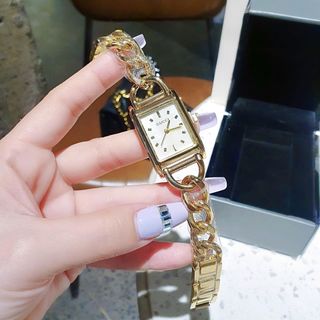 ĐỒNG HỒ NỮ THỜI TRANG HOT TREND GU CII MẶT CHỮ NHẬT DÂY LẮC