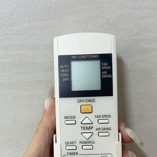 Remote máy lạnh PANASONIC inverter ML08 - Hàng chính hãng (tương thích hầu hết máy Inverter)