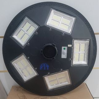 Đèn NLMT có remote UFO500w
