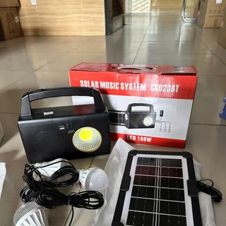 Loa Bluetooth & Đèn Chiếu Sáng Sạc Năng Lượng Mặt Trời CC023