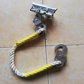 KHÓA HÃM CHỐNG TRƯỢT BẢO HỘ LAO ĐỘNG , KHÓA CHỐNG TƯỢT AN TOÀN LAO ĐỘNG TRÊN CAO, KHÓA DÂY CỨU SINH