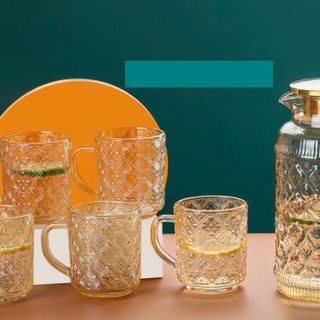 BỘ BÌNH THỦY TINH VÀNG KÈM 6 LY HỌA TIẾT