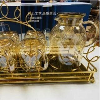 BỘ BÌNH THỦY TINH VÀNG KÈM 6 LY HỌA TIẾT