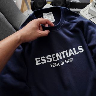 Áo hoodie nam. Chất thun nỉ chân cua dày dặn, k xù lông, thấm hút tốt, logo ép chắc chắn.bo dệt đồng màu