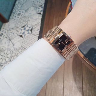 ĐỒNG HỒ NỮ THỜI TRANG HOT TREND FENZI DÂY BẢNG MẶT VUÔNG