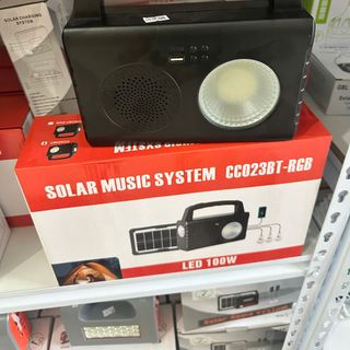 Đèn Pin Solar 3-in-1: Chiếu Sáng, Bluetooth, & Sạc Dự Phòng CC023