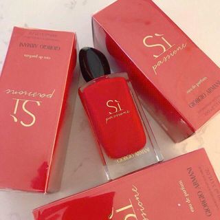 Nước hoa nữ Sì Passione màu đỏ - 100ml