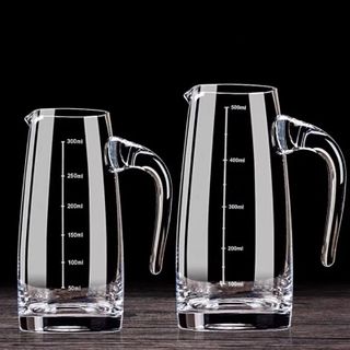 LY THỦY TINH CHIA VẠCH CÓ TAY CẦM 500ML