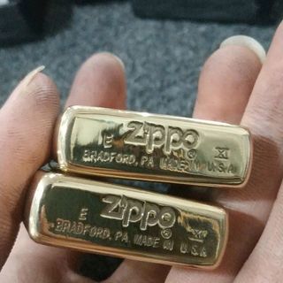 Bật Lửa ZIPPO Mỹ, Bật Lửa ZIPPO USA  Đáy La Mã Vỏ Tiêu Chuẩn LM04