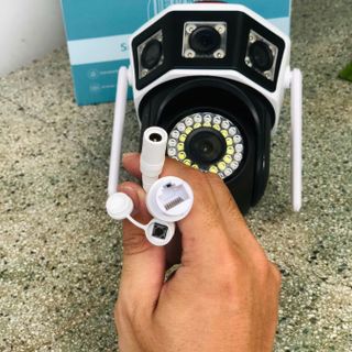 Camera Wifi Yoosee F066-15MP 4 mắt 3 màn hình , có đèn báo nhấp nhấy (Black)