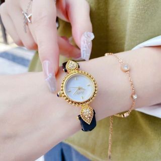 ĐỒNG HỒ NỮ CHÍNH HÃNG MỚI NHẤT SCOTTIE DÂY DA MẶT TRÒN