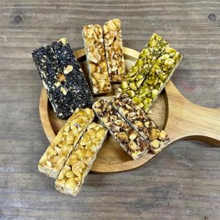 THANH KẸO LẠC VỪNG NGŨ VỊ KẸO LẠC HEALTHY GÓI 360G NC09 - LAD'S PASSION