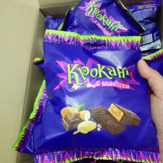 Kẹo Nga Socola Krokant Nhân Hạnh nhân Giòn - Độ Ngọt 6/10, Date 12/2025, 500gr - Hàng Nhập Khẩu Từ Nga