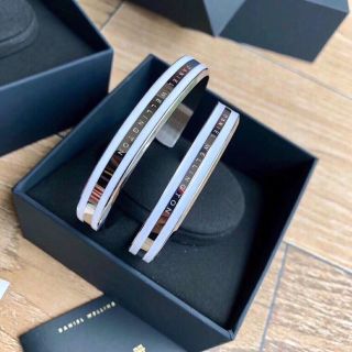 CUFF D.W CAO CẤP V2