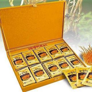 ĐÔNG TRÙNG HẠ THẢO HỘP GỖ VÀNG (60 GÓI x 30ml)