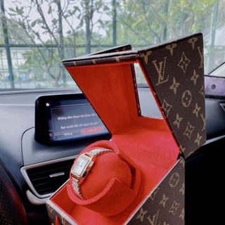HỘP XOAY LV