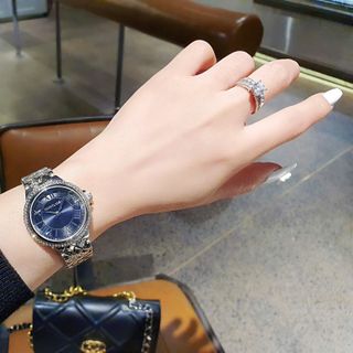 ĐỒNG HỒ NỮ THỜI TRANGHOT TREND M KORS MẶT TRÒN SỐ LA MÃ