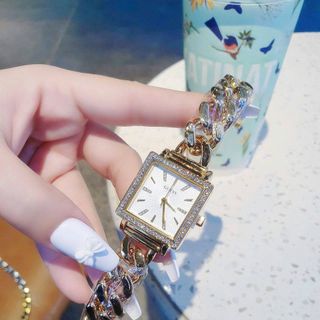 ĐỒNG HỒ NỮ THỜI TRANG HOT TREND GUE S XÍCH MẶT VUÔNG VIỀN HỘT