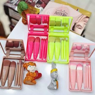 Bộ 5 Món Cọ Trang Điểm Make Up Mini Có Gương