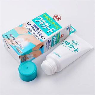 Lăn gel khử mùi hôi nách kobayashi 50gr Nhật Bản