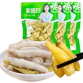 Chân Gà Tiêu Rừng Good Wife 238g - 238g乖媳妇野山椒凤爪 | Good Wife Wild Pepper Chicken Feet 238g - One Snack