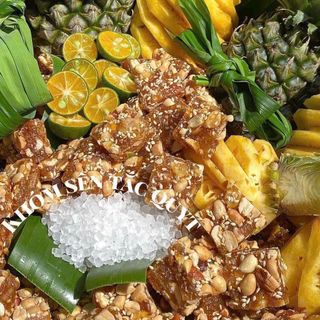 MỨT KHÓM SÊN TẮC QUÝT, HƯƠNG VỊ THĂNG HOA 500G - WINNIE HOUSE