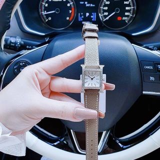 ĐỒNG HỒ NỮ CAO CẤP MỚI NHẤT HEMES DÂY DA MẶT TIA NIỀNG ĐÁ BẠC
