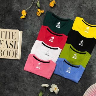 Áo croptop cổ tim nữ
Chất liệu: poly
Size: MLXLXXL
