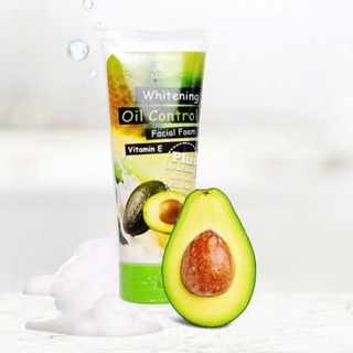 Sữa rửa mặt tinh chất Bơ Thái Lan AronWhitening Oil Control