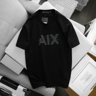 Áo thun nam. Chất vải cotton 4 chiều, thấm hút mồ hôi tốt.
