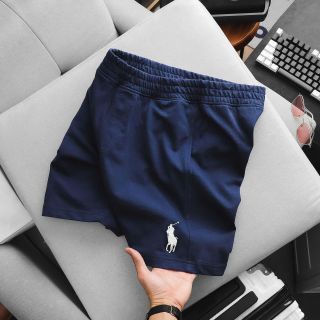 Short 100% cotton. Chất da cá xịn dày dặn mịn mát. Vải bo đồng chất, đồng màu. Phom trên gối Full tem tag, bao zip, logo thêu Size : S M L XL 2XL /12221/8c 4 màu