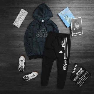 Set Hoodie das nỉ bông chính hãng hàng xuất xịn. Vải dày mịn mát, ấm áp, bo vải đồng chất, đồng màu, có thun co giãn Size : m l xl 2xl /2222/8c 5 màu / ri 40c