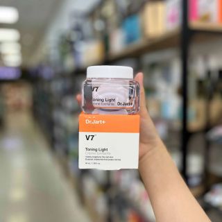 (Hộp Giấy)Kem dưỡng trắng da nâng tone V7 mẫu mới 2023 (50ml)