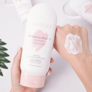 Dưỡng Thể Trắng Da Ban Đêm Whisis Premium Glutathione Whitening Body Lotion 200ml