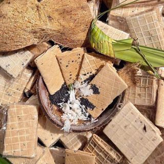 BÁNH MÈ RỤM NGON KHÔNG TƯỞNG, DỪA THƠM LỪNG 500G - WINNIE HOUSE