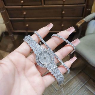 SET ĐỒNG HỒ NỮ CHÍNH HÃNG MỚI NHẤT FUNMEI F00 FULL ĐÁ PHA LÊ ĐI KÈM DÂY CHUYỀN XOÀN VÀ TEM KÍCH HOẠT ĐIỆN TỬ