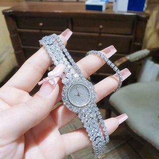SET ĐỒNG HỒ NỮ CHÍNH HÃNG MỚI NHẤT FUNMEI F00 FULL ĐÁ PHA LÊ ĐI KÈM DÂY CHUYỀN XOÀN VÀ TEM KÍCH HOẠT ĐIỆN TỬ